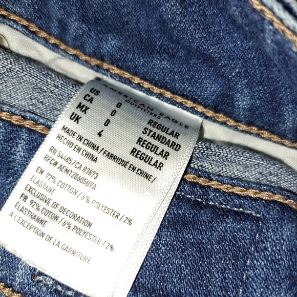 American Eagle Denim Raw Hem Distressed High Rise Mini Skirt Size 0 - Picture 9 of 9